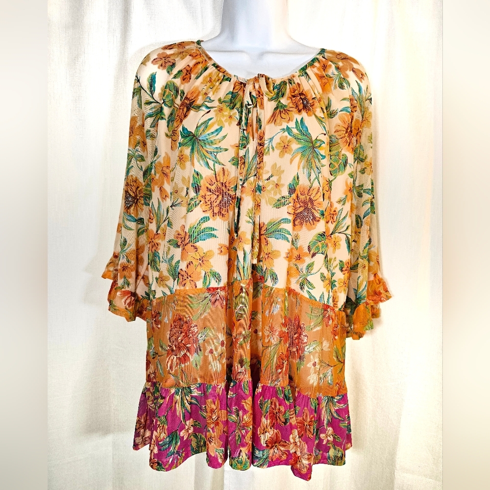 2/$20 Cato 22/24W Floral Tiered Top